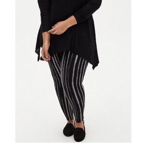 Torrid - Bamboo Stripe Premium Legging